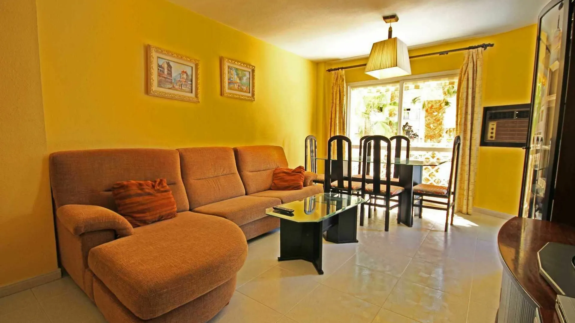 Moliere Grupalmalaga Apartman